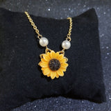 Fashionable Simple Sunflower Pendant