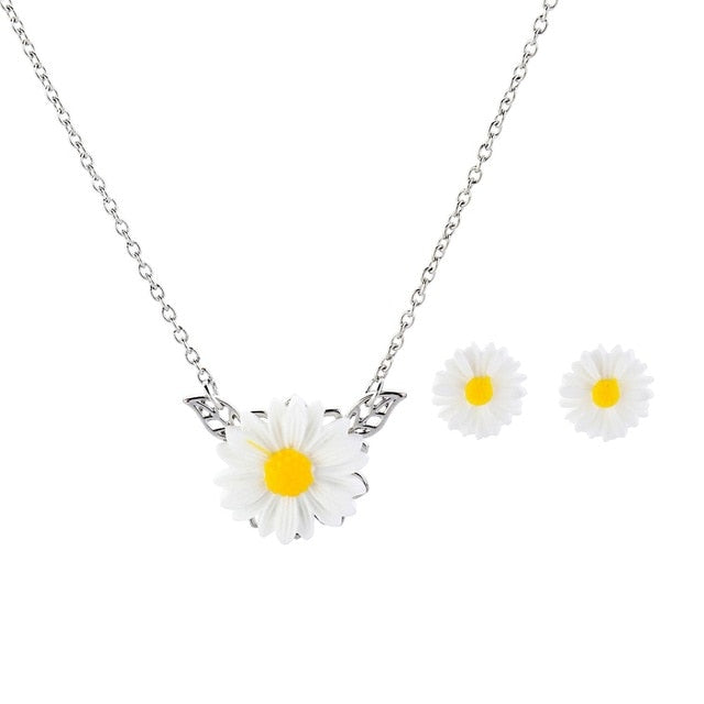 Fashionable Simple Sunflower Pendant